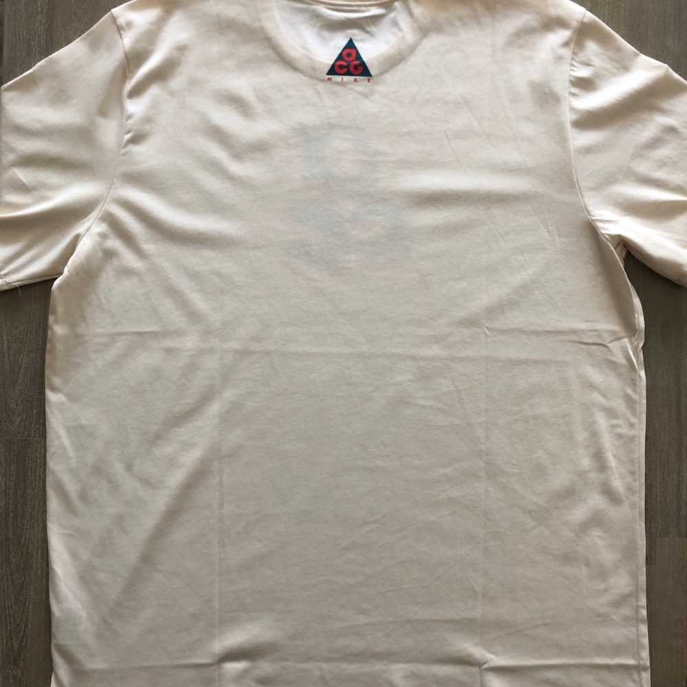RARE NIKE ACG T SHIRT SIZE XXL BQ6843 271 - Picture 5 of 7
